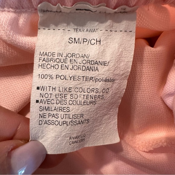 Under Armour Women's Athletic Shorts Light Pink Size S (a3 - Picture 10 of 10